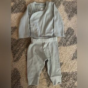 Light blue newborn size outfit- super cute only worn once!